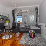 Apartman Tea
